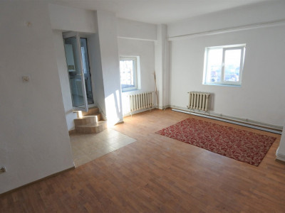 Ultracentral - Parcul Catedralei - garsoniera confort 1 - numai 27.000 EUR