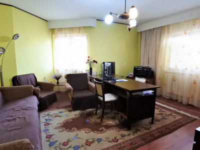 Zona Narcisa - 3 camere decomandate - etajul 3 - suprafața utilă = 75mp 