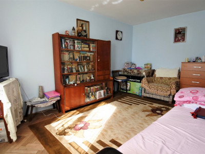 Cornişa - lângă Universitate - 2 camere decomandate - numai 37.500 E