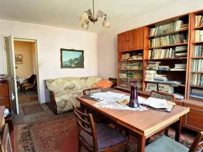 Cornişa - apartament 3 camere decomandate - fără îmbunătățiri - liber