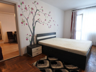 zona Orizont - str. Garofitei - 2 camere decomandate-mobilat si utilat