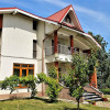 Hemeiuș-Andrieșești-vilă deosebită-teren 2.629mp-iaz in curte-foișor