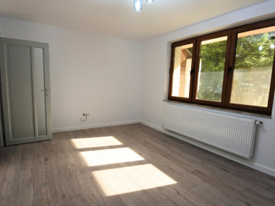 Cornisa-garsonieră confort 1-parter-renovata complet