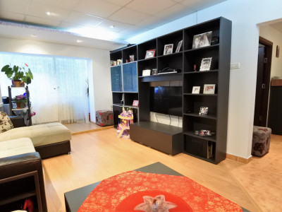 Apartament de vanzare Bacau - zona Selgros - etajul 1 - renovat complet