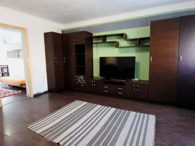 Energiei-Cuza Vodă-apartament 2 camere-parter înalt-mobilat și utilat