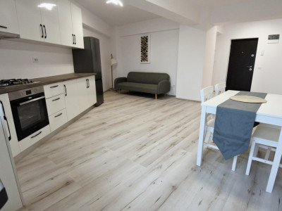 Apartament cu 2 camere de închiriat în zona Nord, Cartier FIALD