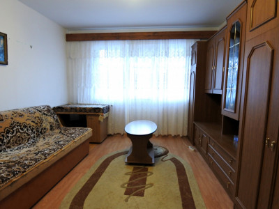 zona Mioritei - Costache Negri - apartament 2 camere semidecomandat