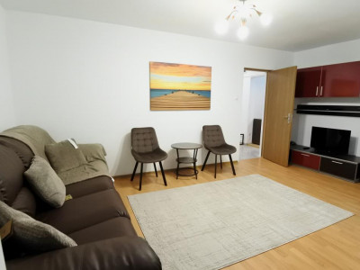 Închiriere apartament 3 camere-strada 22 Decembrie-etaj 1-decomandat