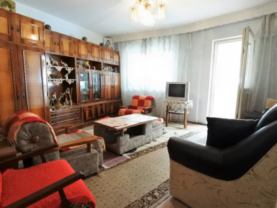 44.900 Euro - Ștefan cel Mare - 3 camere decomandate
