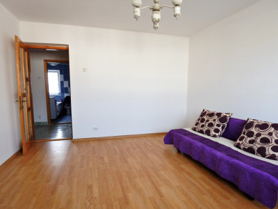 9 Mai - BCR - 2 camere decomandate - 37.500 EURO!!!