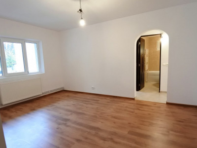 Republicii - parter inalt - renovat complet 2018 - numai 35.500 EURO
