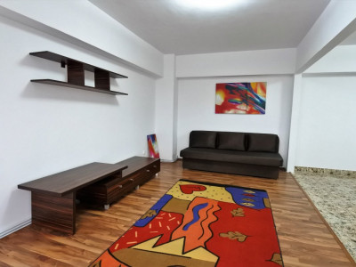 9 Mai - zona Bancorex - apartament 3 camere decomandate - mobilat si utilat